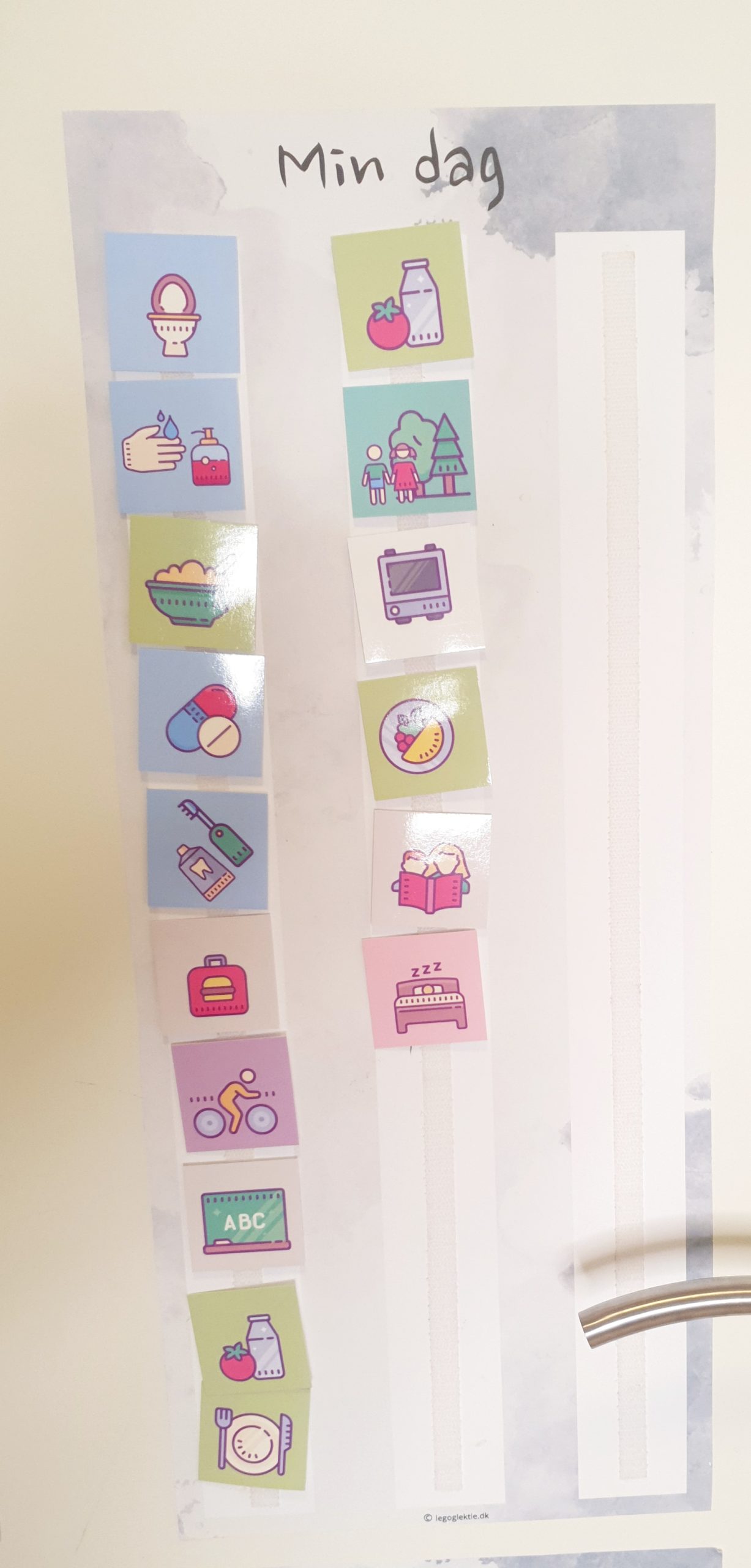 "Min dag" - piktogrammer UDEN TEKST, derfor nedsat.