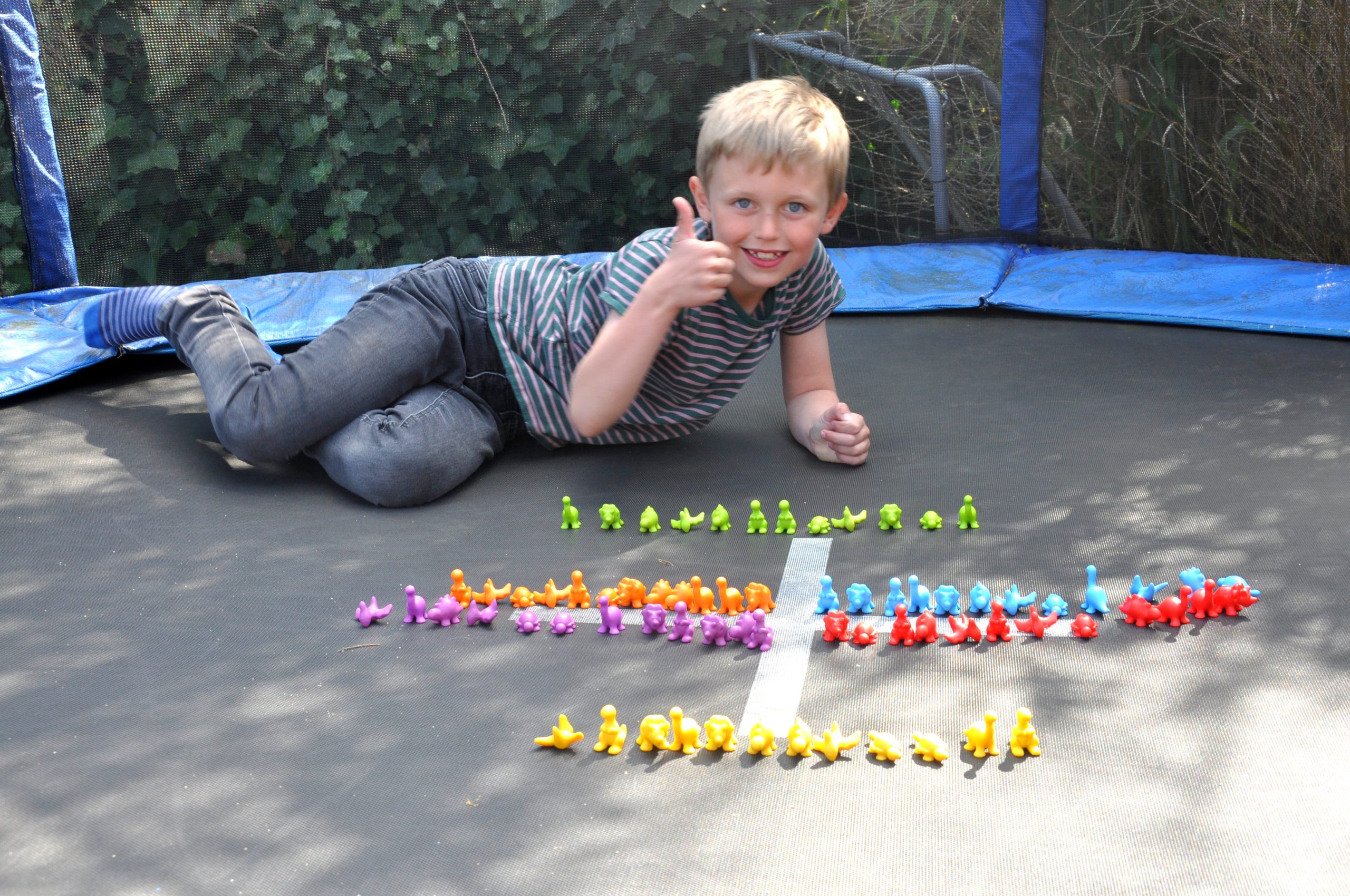 Dinosaur til visuel læring med tal og talmængder