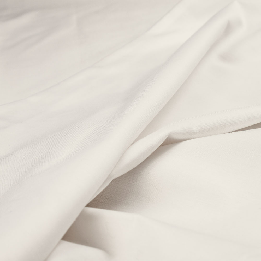 SATIN Boxlagen - flere farver og størrelser - 180x210 cm - Creme