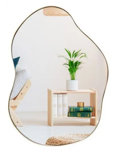 Organisk vægspejl i metal og glas H78 x B56 cm - Gylden