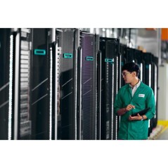 Hewlett Packard Enterprise DL38x 8SFF SAS/SATA Tri-Mode