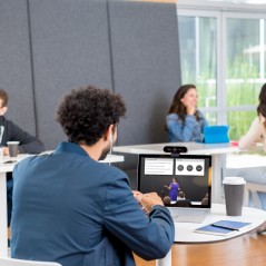 Logitech BRIO STREAM 4096 x 2160 Live streaming-kamera