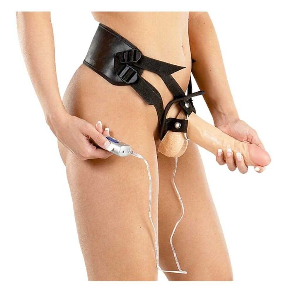 Gigolina Vibrating Strap-On