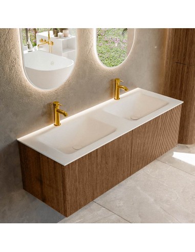 KURVE Komplet badmiljø i egetræ og solid surface med hanehuller B131 cm - Valnød/Talkum